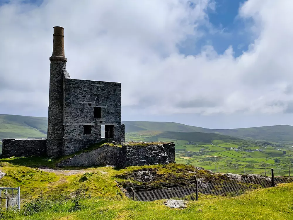 Bt Old copper mine shaft on the BEara Peninsula Kerry Experience Tours